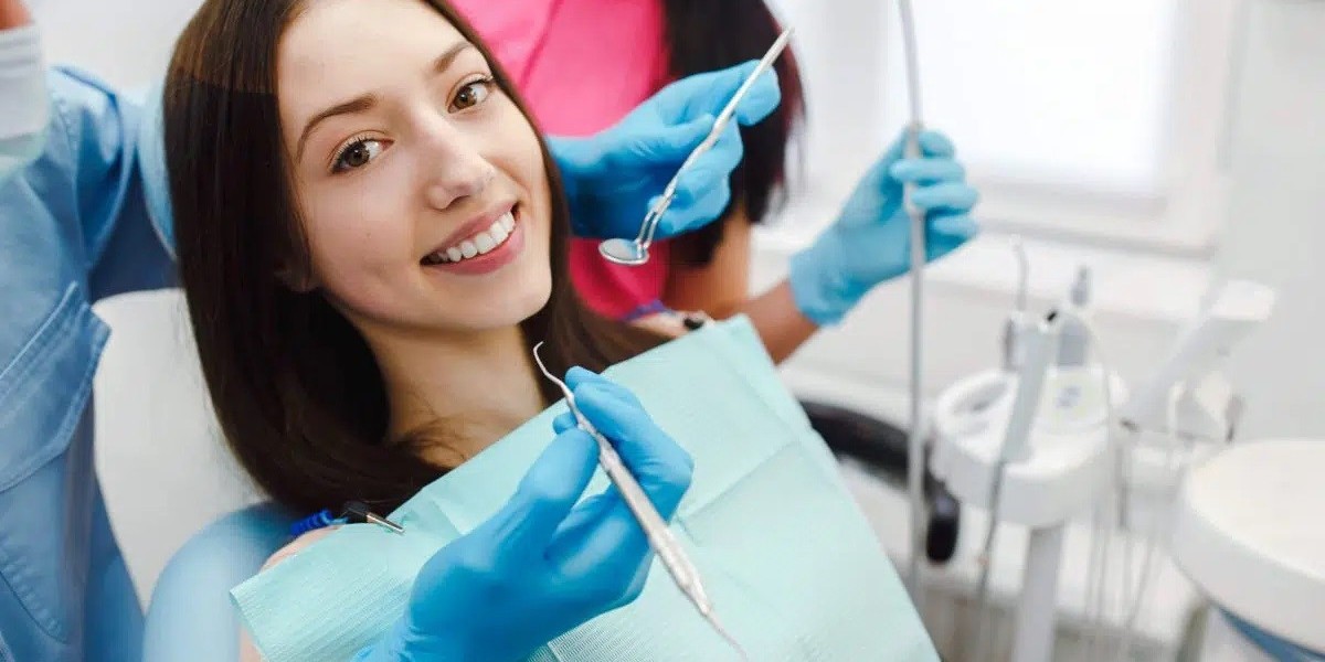 Choosing a Dentist in Kedron for Long-Term Smile Success