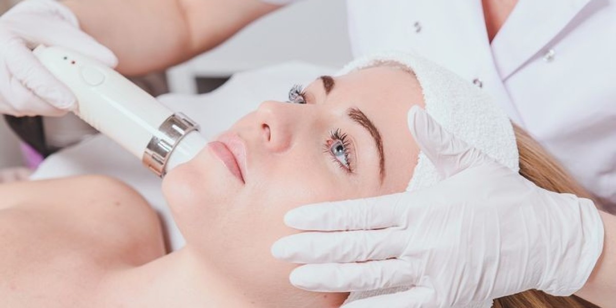 Can Laser Skin Tightening Boost Collagen Production?