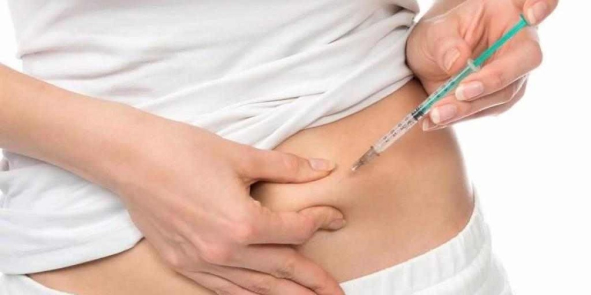 Top 7 Reasons to Choose Enfield Royal Clinic for Fat Melting Injections