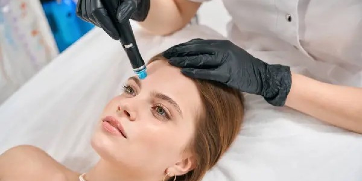 Hydrafacial in Karachi: Procedure, Results, Skin Benefits, and Price Guide