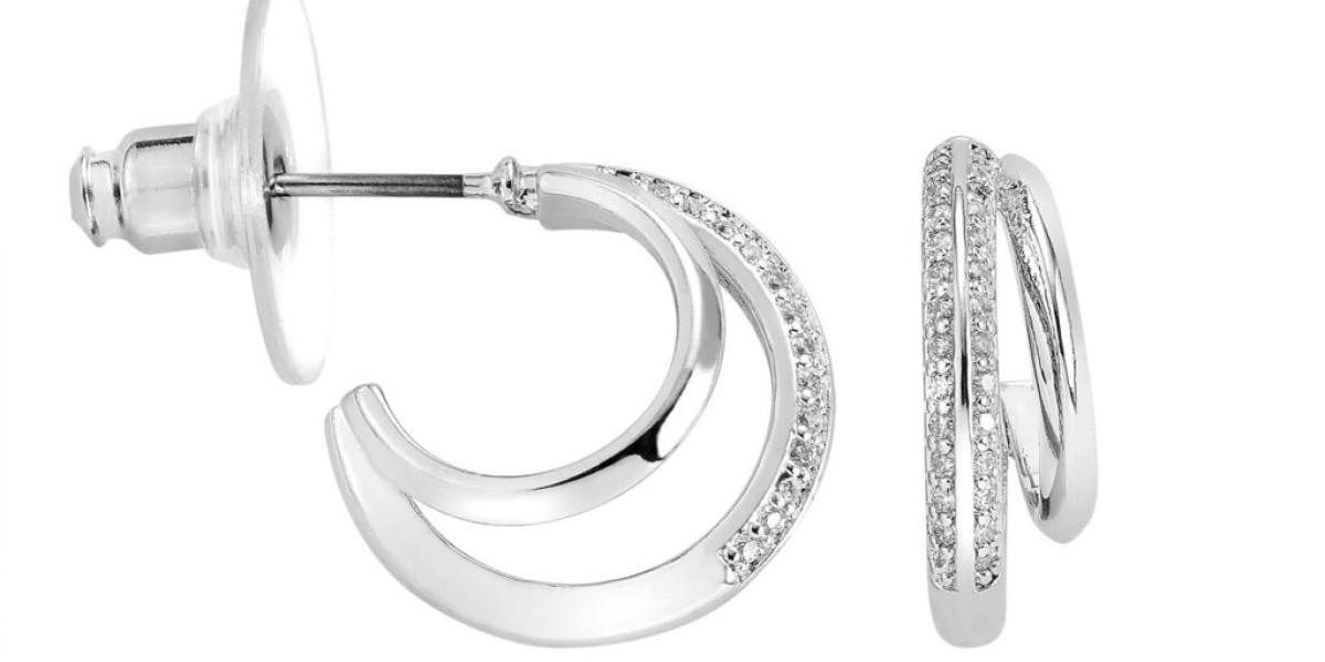 Semi Hoop Earrings: The Perfect Blend of Elegance and Everyday Style
