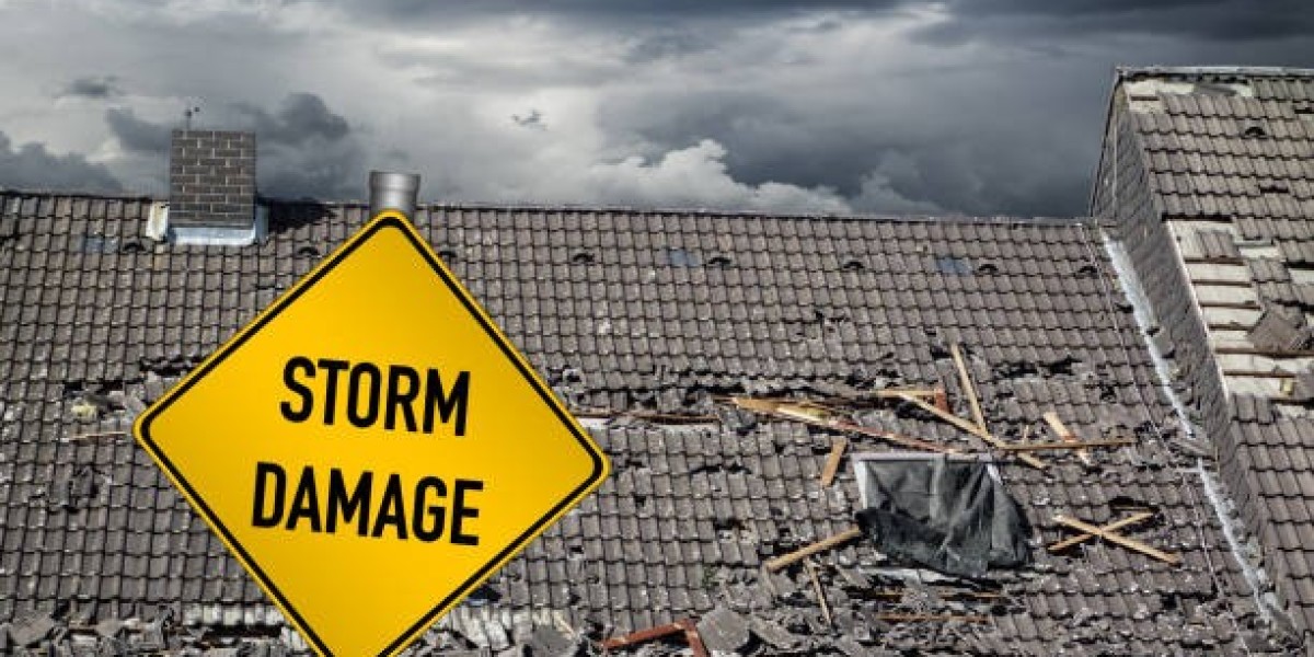 How Do Emergency Roofing Services Handle Unexpected Roof Failures?