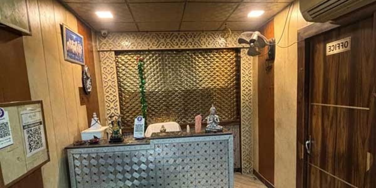 Looking for the Best Body Massage in Delhi? Discover Relaxation & Wellness at Sparsh Body Spa