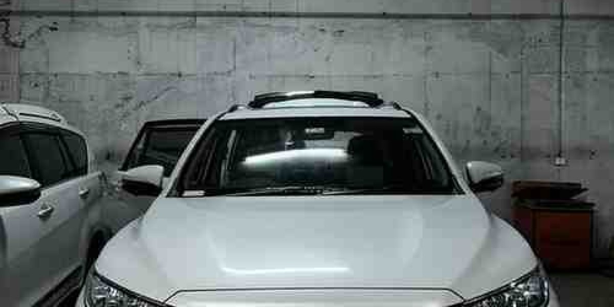 Innova Rental in Bangalore for Team Lunch – Travel Together in Comfort