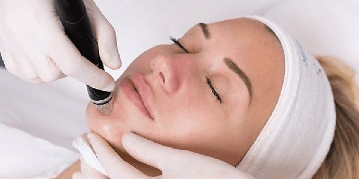 Hydrafacial Treatment In Dubai Brightening Skin Results
