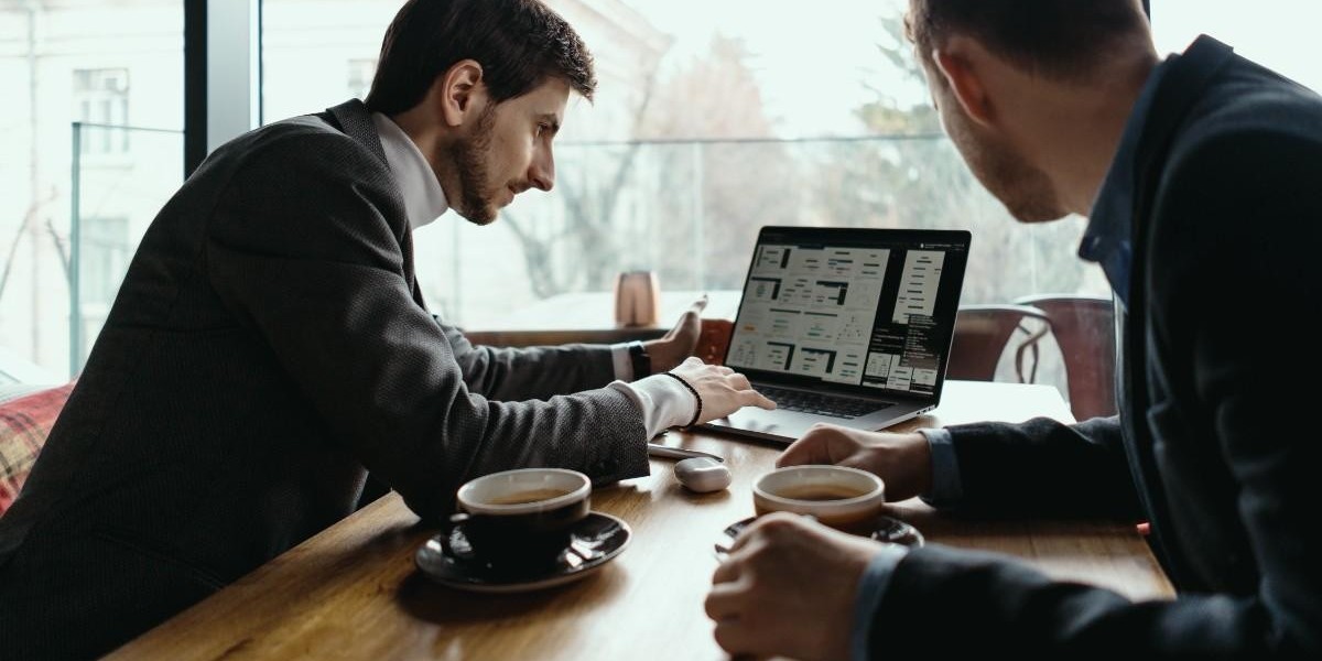 Build vs Buy vs Customize: Strategic Software Decisions Explained