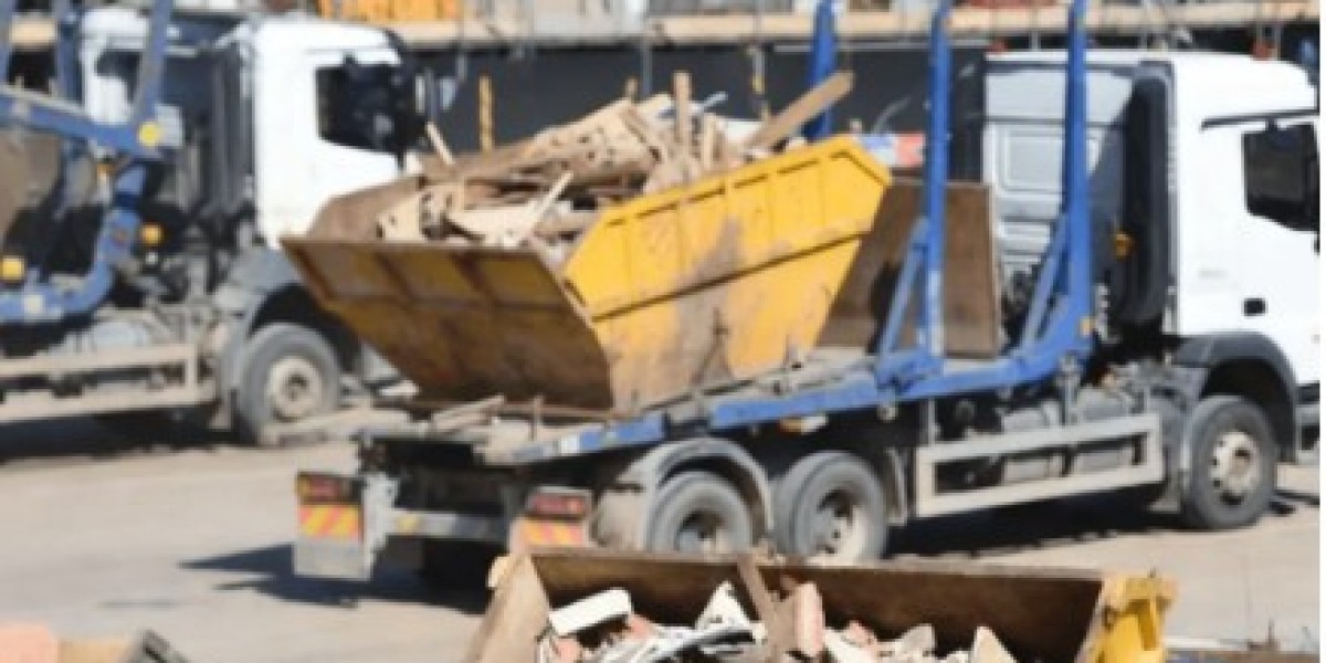 How 12-Yard Skips Help Manage Large Volumes of Commercial and Household Waste