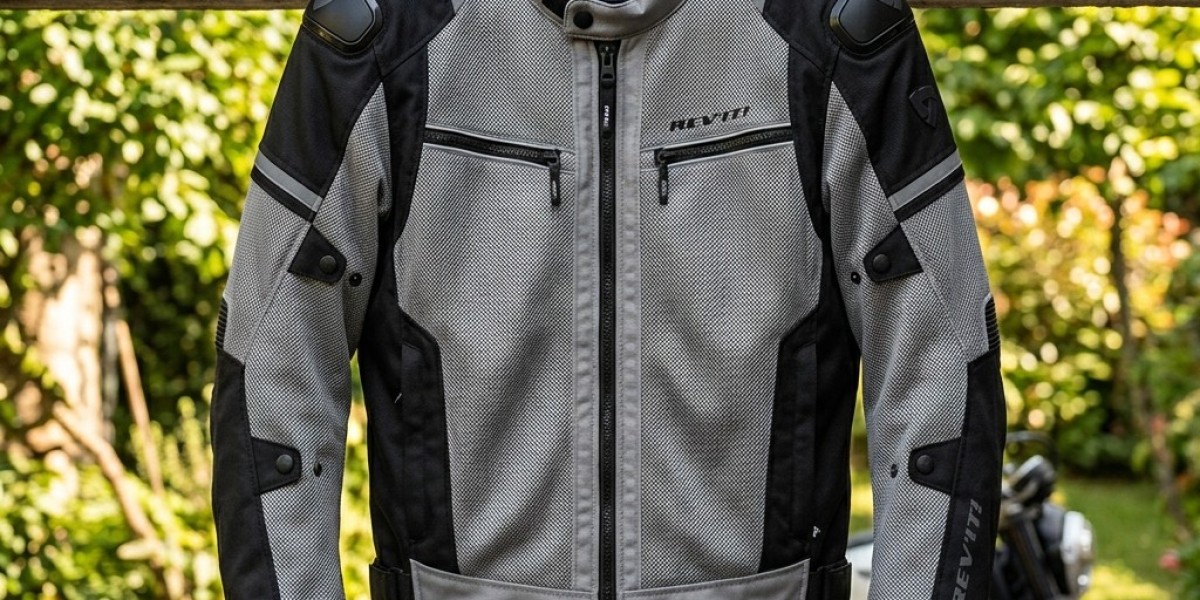 Summer Motorcycle Jacket: The Essential Gear for Warm-Weather Riding