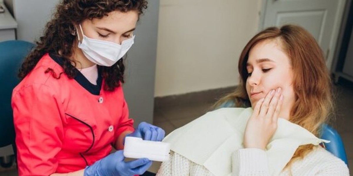 Urgent Dental Care for Pain and Injuries