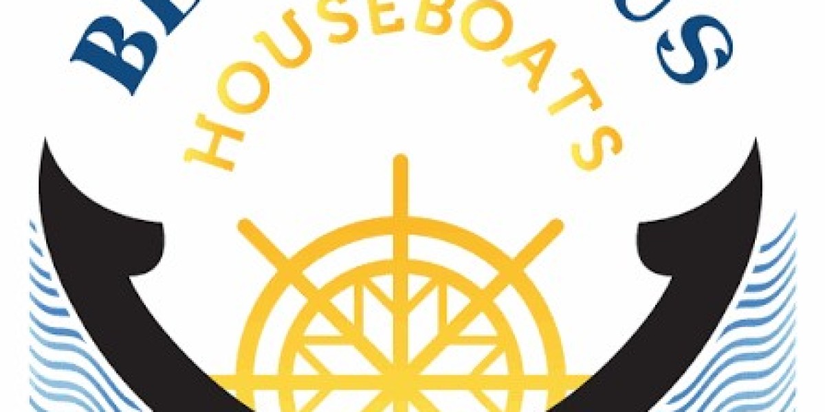 Explore Alleppey Houseboat Experiences and Affordable Alleppey Houseboat Rates