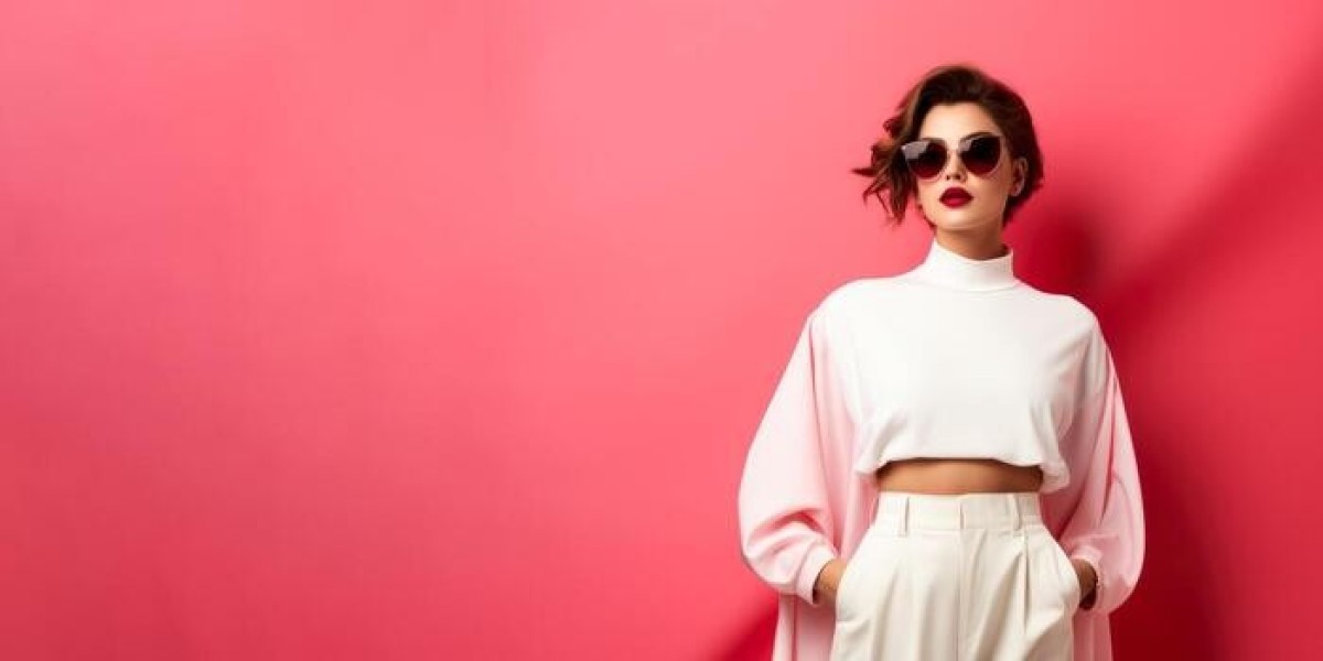 Ultimate Streetwear Guide: How to Style On Cloud Shoes with Hype Clothing