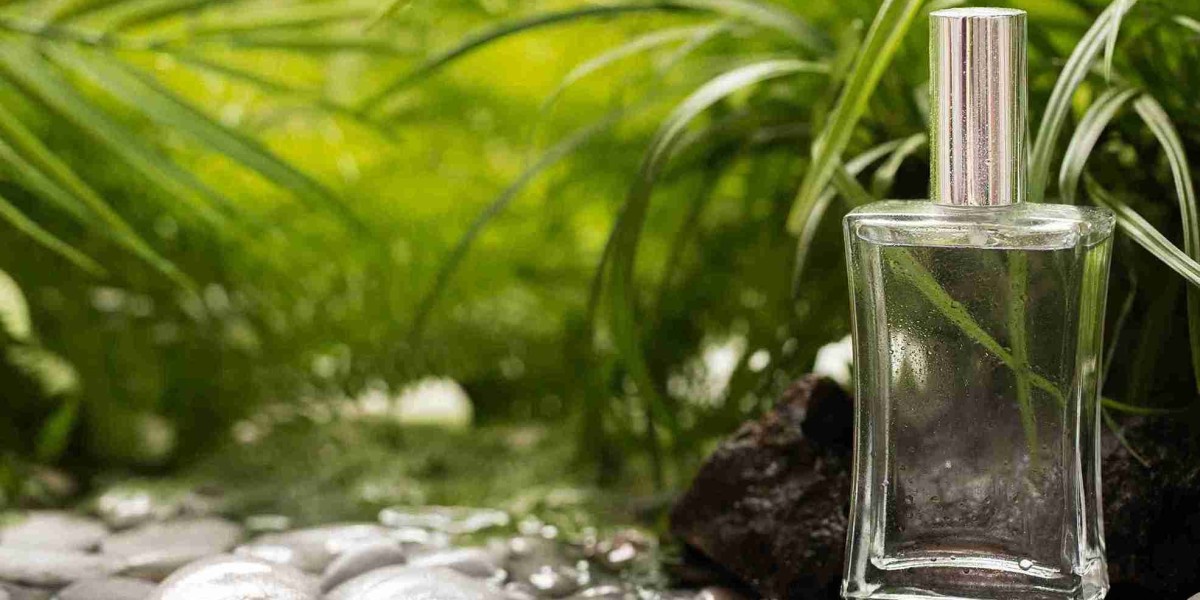 نصائح ذكية لاختيار أفضل العطور في عُمان للاستخدام اليومي
