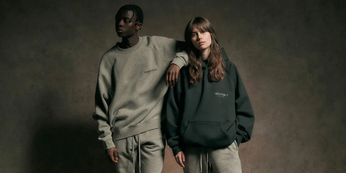 The Definitive Dark Oatmeal and Light Heather Guide: Iconic Essentials Outfits.