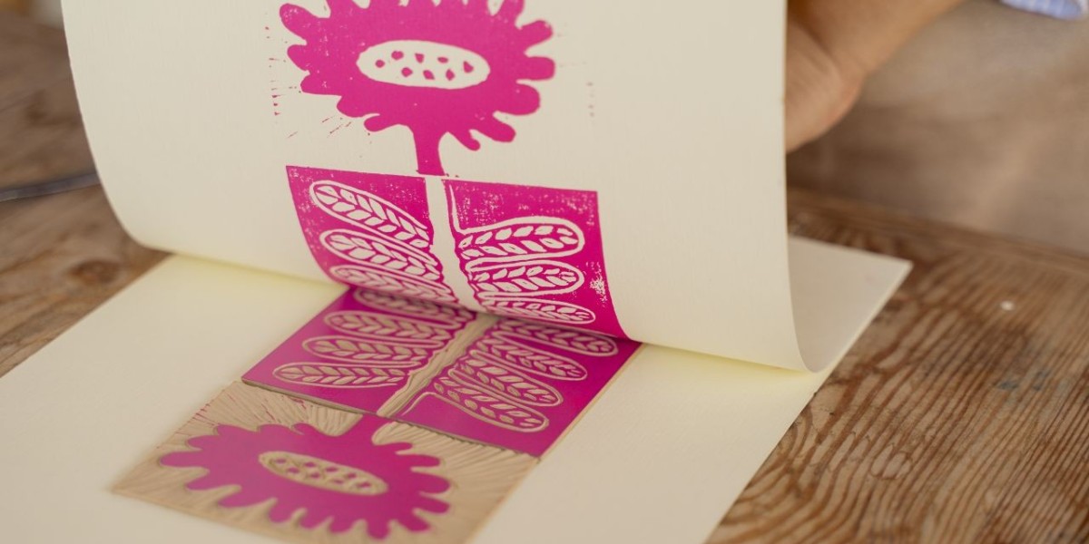 Flyers Printing: A Powerful Way to Promote Your Brand, Event, and Business
