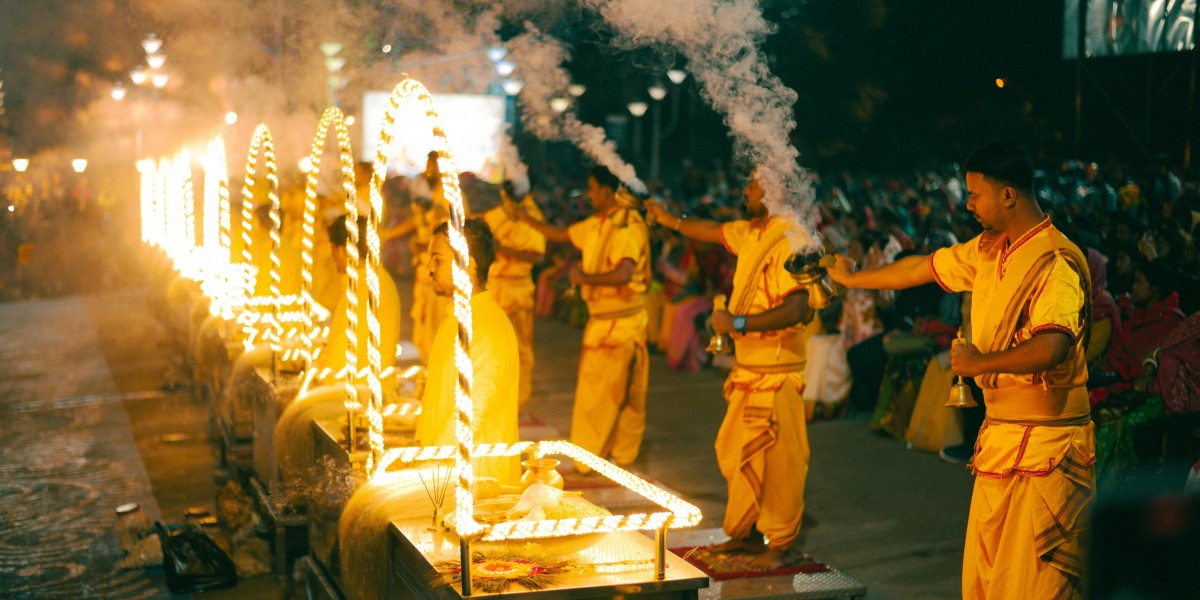Book Puja Online for Authentic Hindu Rituals Anytime