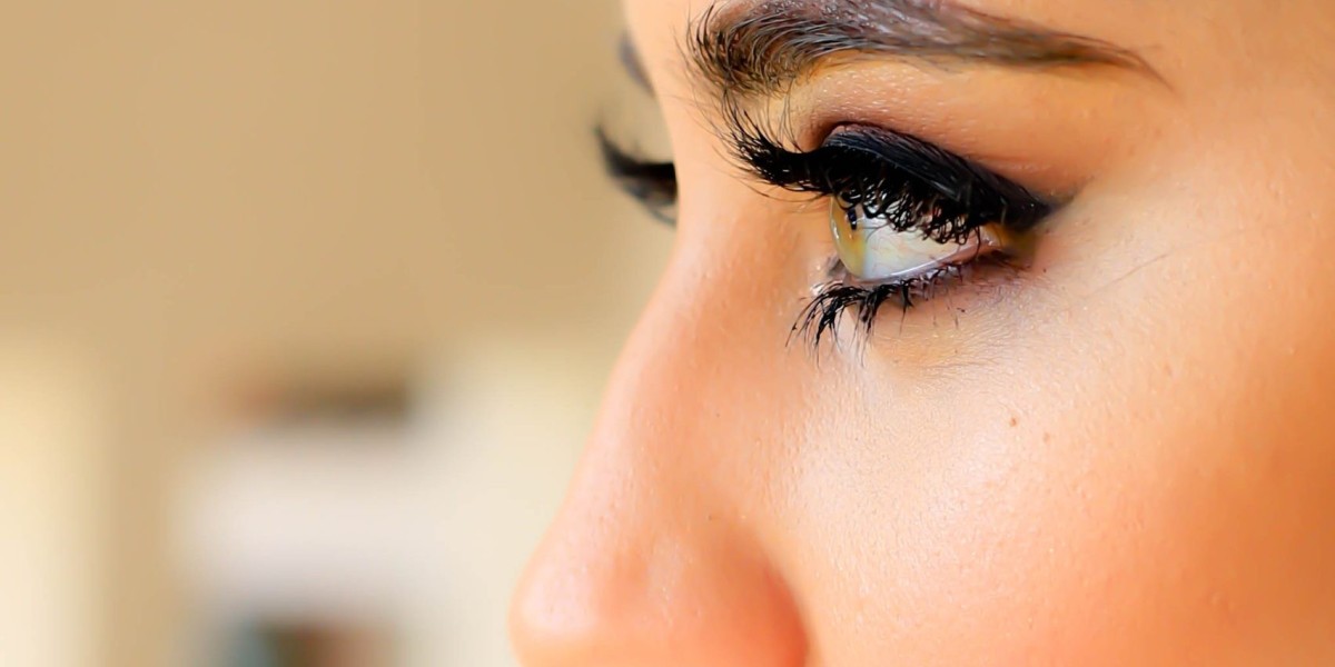 Makeup Artist Near Me