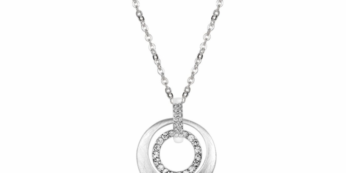 Silver Rings Necklace: A Timeless Piece That Completes Every Look