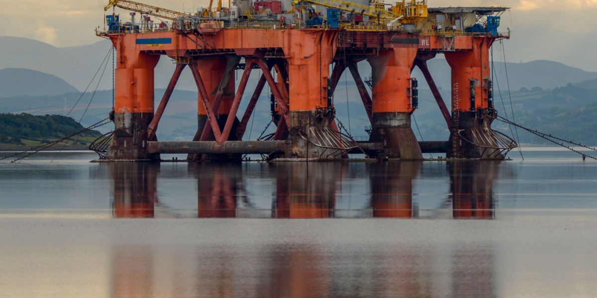 Global Drilling Rig Market Trends Driving Industry Expansion