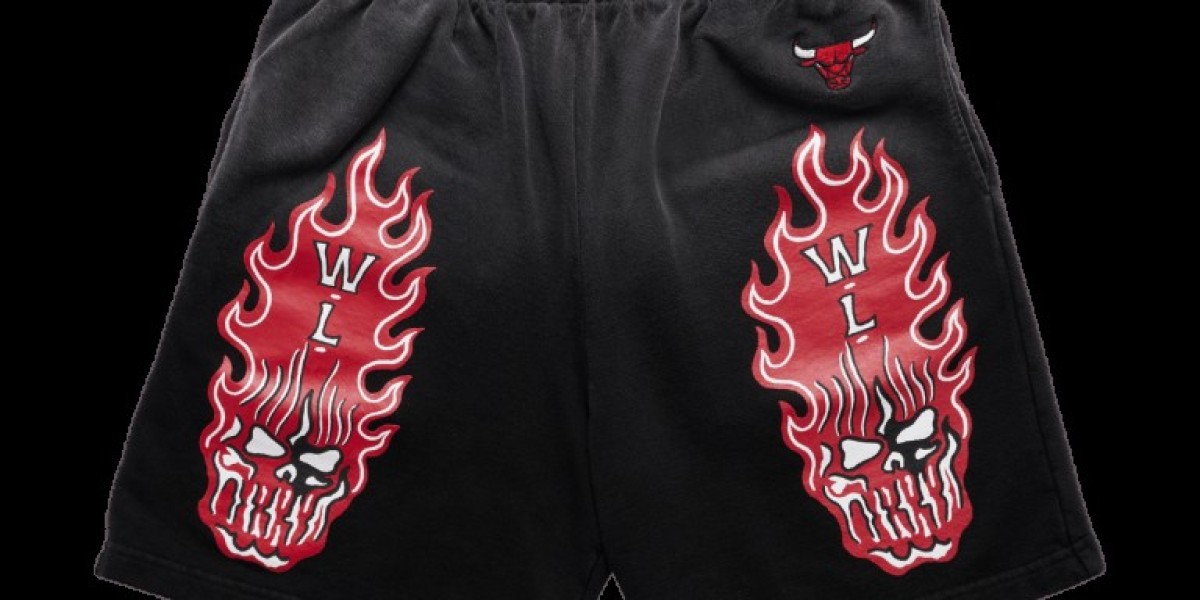 Warren Lotas Makes Everyday Streetwear Look More Stylish