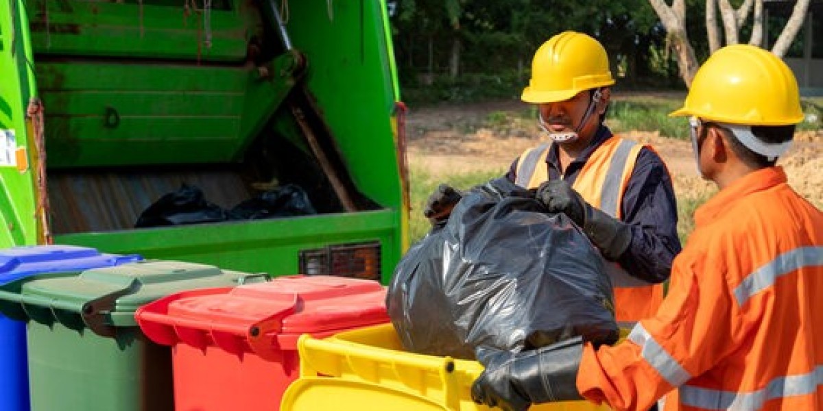 Waste Removal Services Kent WA for Cleaner Properties