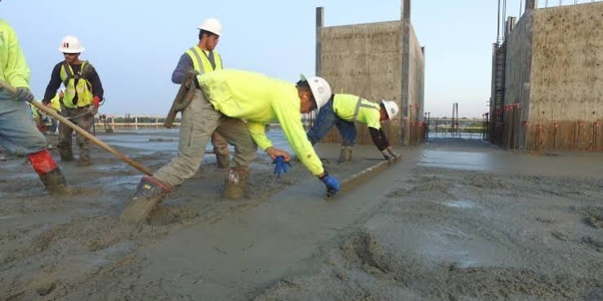 Choosing the Right Team for Your Next Concrete Project in League City