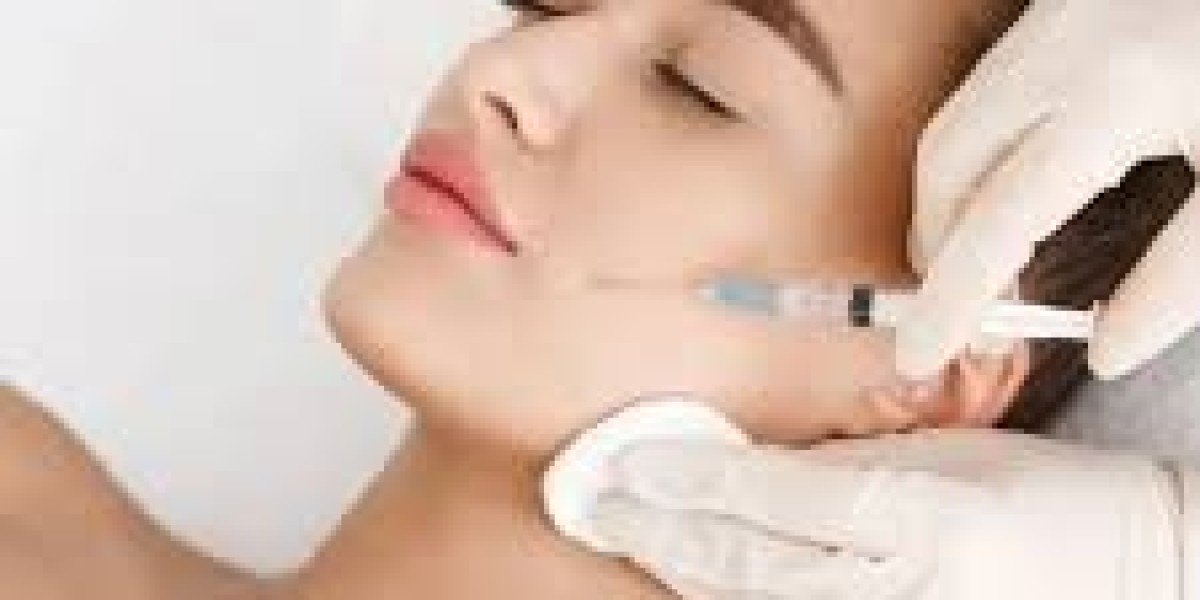 Dermal Fillers in Dubai for Fine Lines and Volume Loss